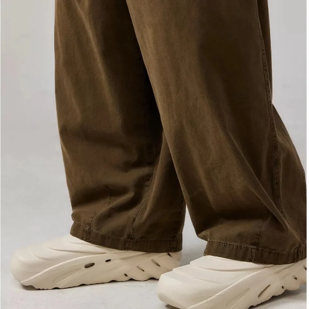 CROCS Tundra Echo Trainer’s Off-White unisex size M10  W12 - Picture 11 of 11